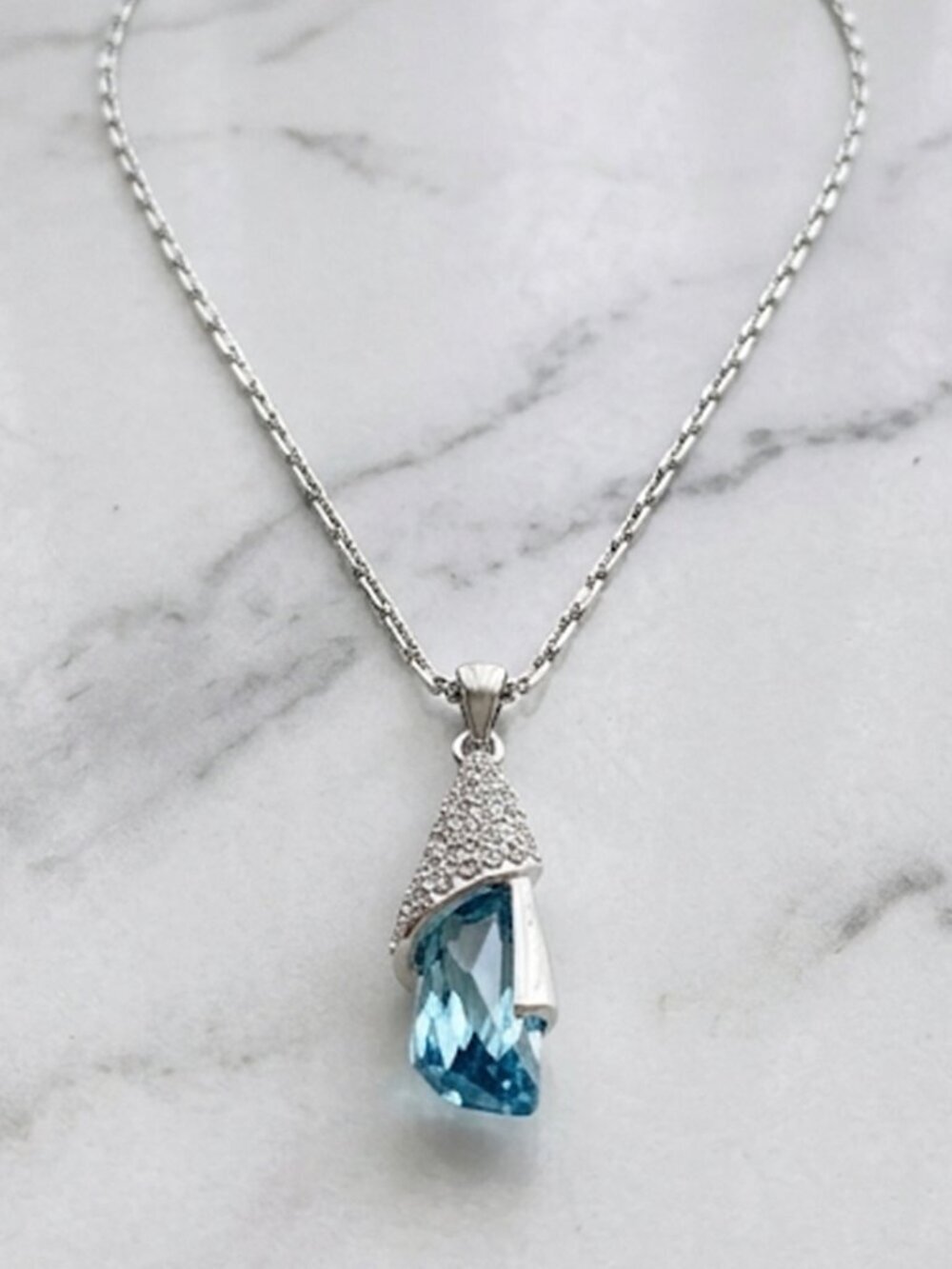 Aquamarine Crystal Platinum Necklace